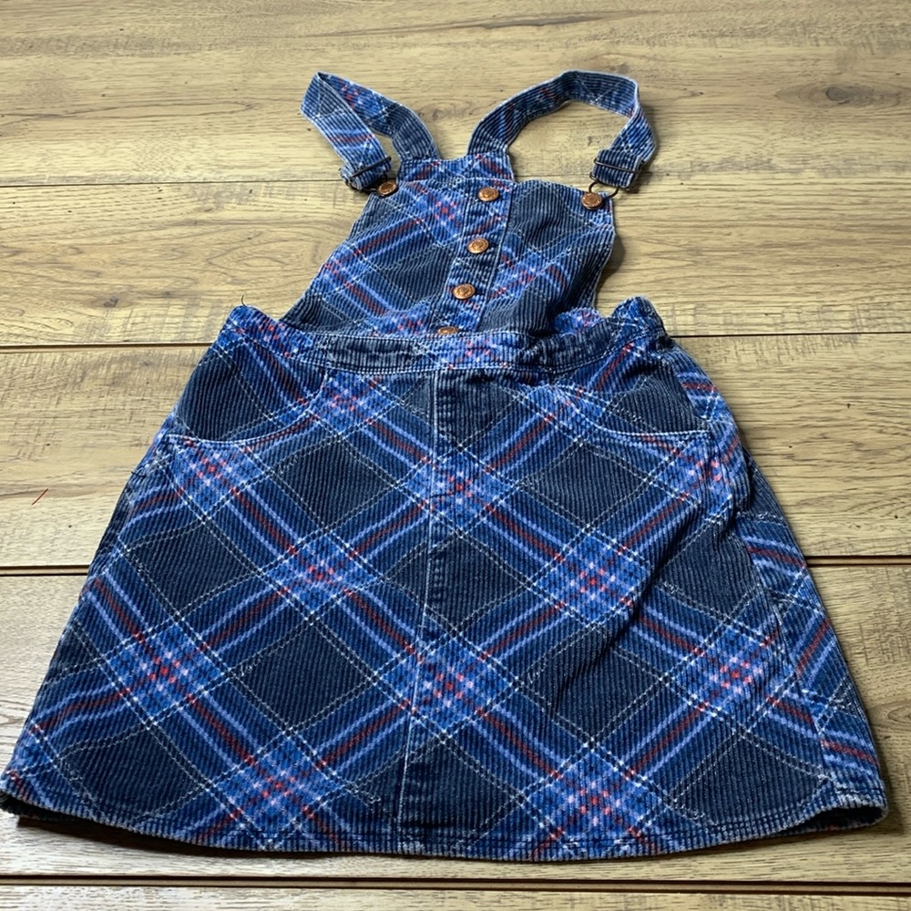 Youth Levi’s Corduroy Jumper Size Medium